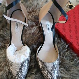 Guess Pumps Size 7